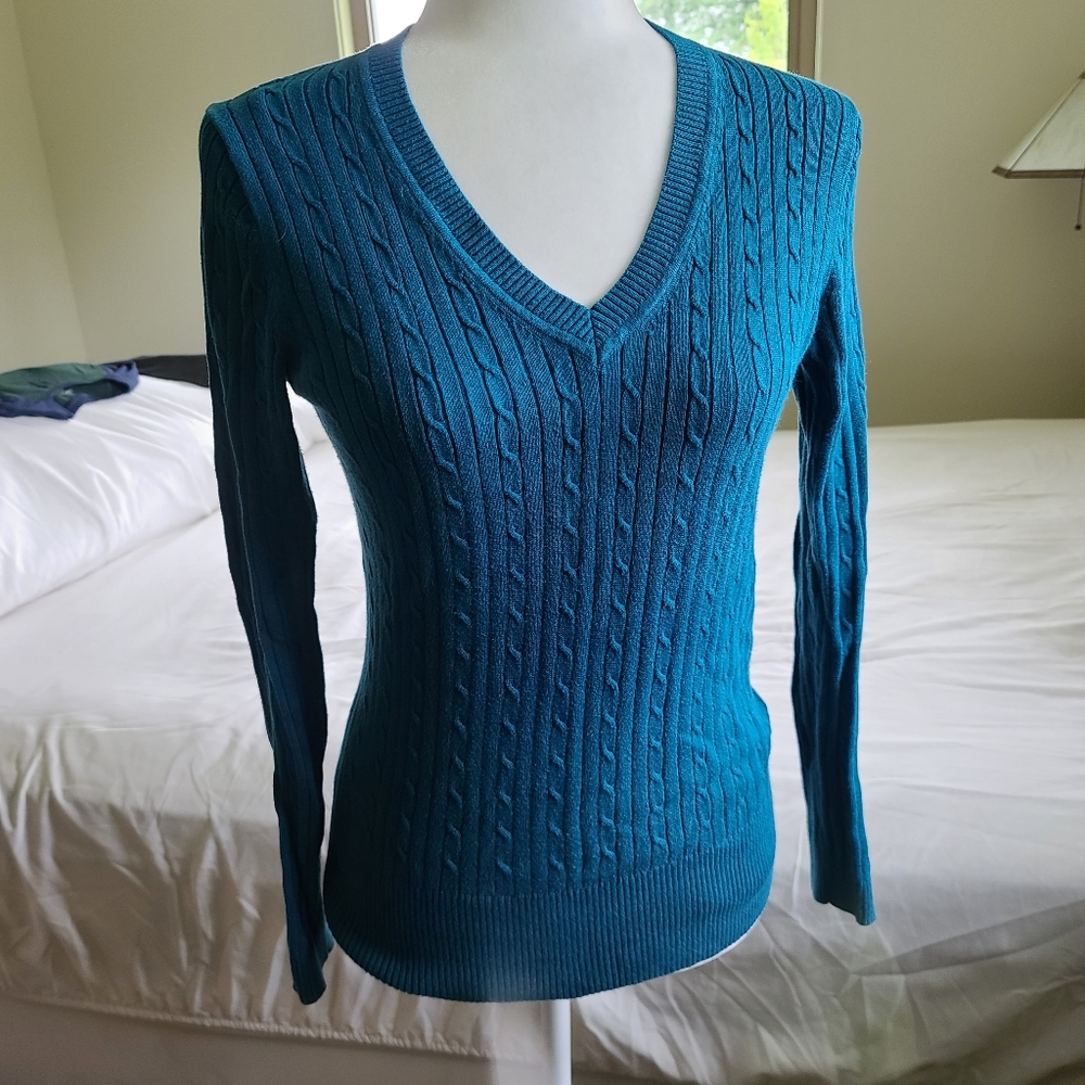 Tommy Hilfiger Ladies Teal V-Neck Sweater Medium